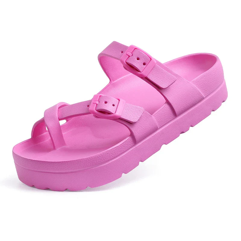 Sandales femme offrant un confort supérieur, soutien voûte plantaire pour le soulagement et des pieds heureux tout l'été.