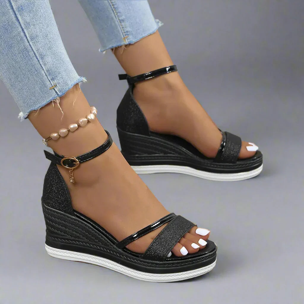 "Sandales confortables Sana élégantes pour femmes, design raffiné, idéales pour toutes occasions et tenues variées."