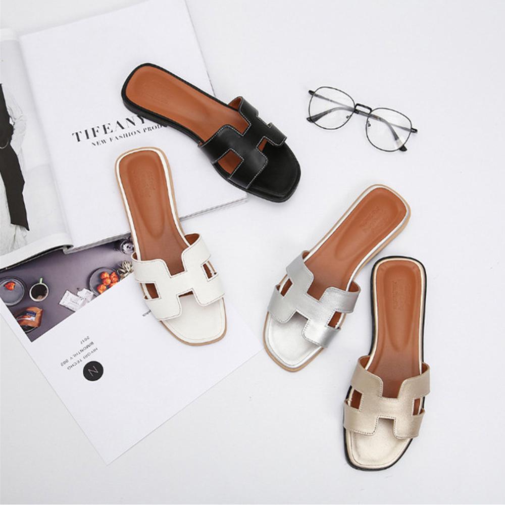 Sandales estivales Eloria femme avec brides, chic et décontractées, idéales pour les vacances.