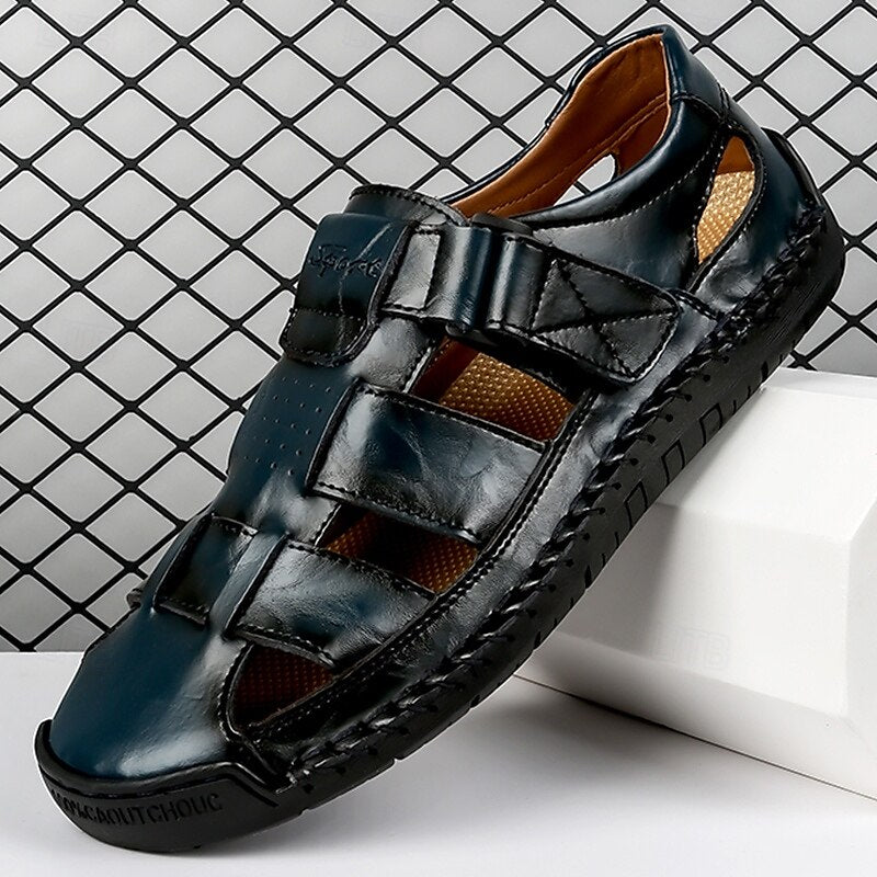 "Sandales en cuir homme élégantes confortables, design intemporel, pour garde-robe estivale, couleurs variées disponibles."