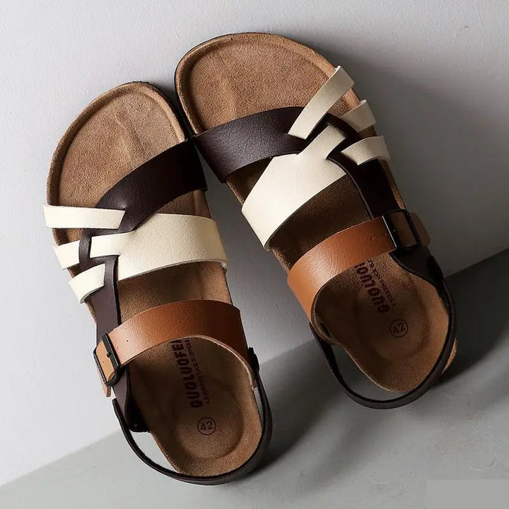 "Sandales en cuir premium, orthopédiques, design élégant et ergonomique, pour un confort et style optimal au quotidien."