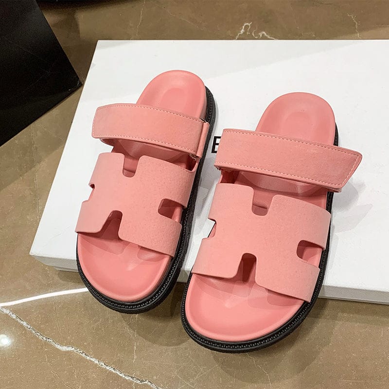 "Sandales femme néoprène Mykonos, chic et confortables, idéales pour l'été avec soutien amortissant."