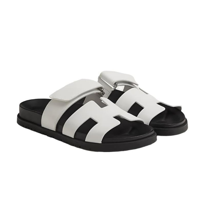 "Sandales femme néoprène Mykonos, chic et confortables, idéales pour l'été avec soutien amortissant."