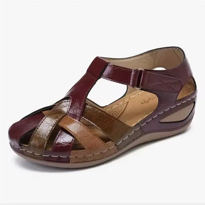 Sandales femme orthopédiques, style vintage. Confort et maintien optimal.  Design élégant et semelle antidérapante.