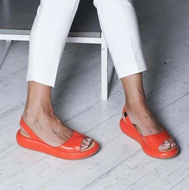 Sandales femmes, soutien voûte plantaire ajustable, confort optimal.  Design élégant et respirant.