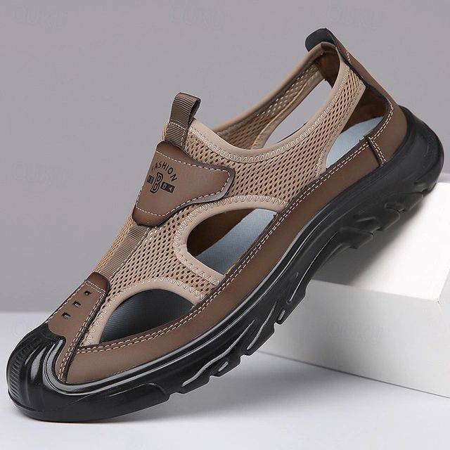 Sandales homme été : confortables et respirantes.  Modèle léger avec semelle adhérente.