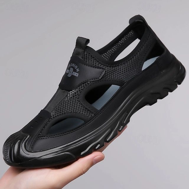 Sandales homme été : confortables et respirantes.  Modèle léger avec semelle adhérente.