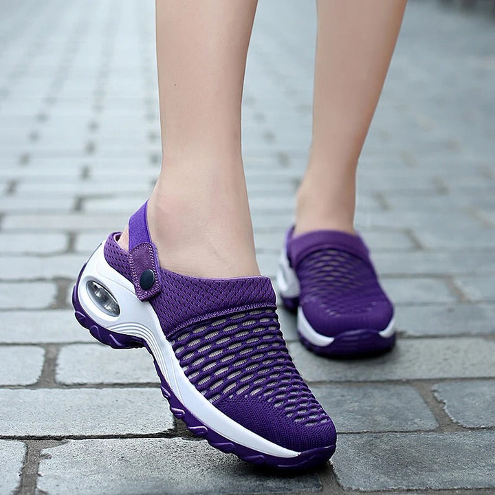 Sandales orthopédiques violettes pour femmes, soutien voûte et confort optimal. Chaussures légères ajustables.