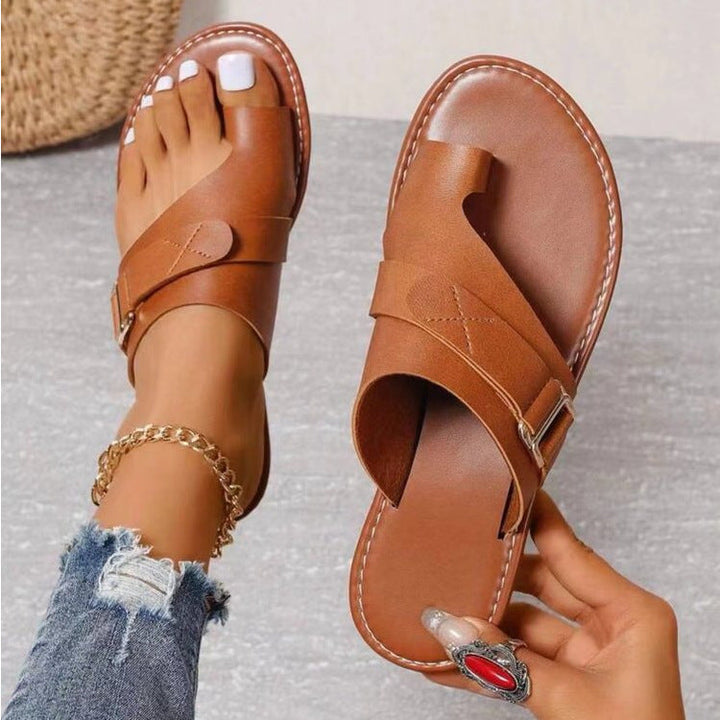 "Sandales Luella orthopédiques femme marron, confort et style avec lanières réglables pour un maintien optimal."