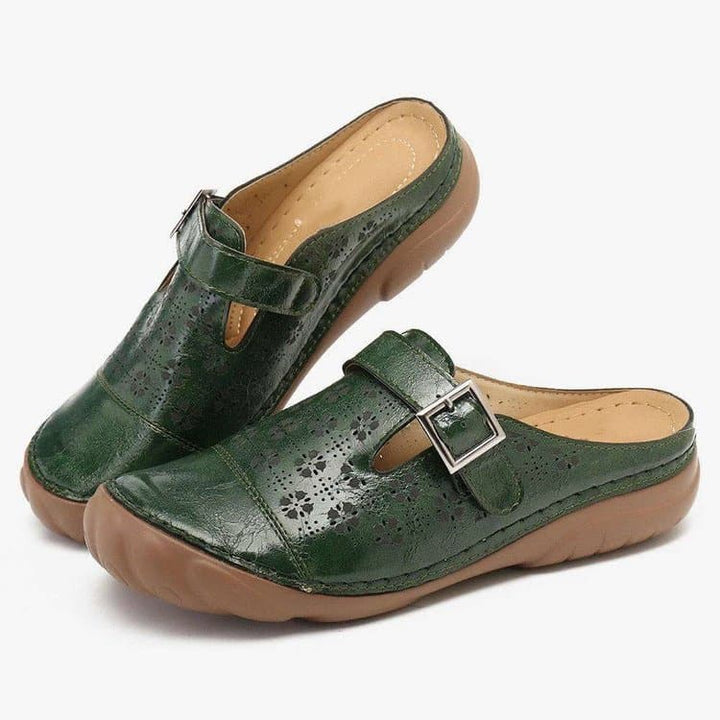 Sandales femme respirantes et élégantes. Offrent un soutien orthopédique et un confort réglable pour des pieds heureux.