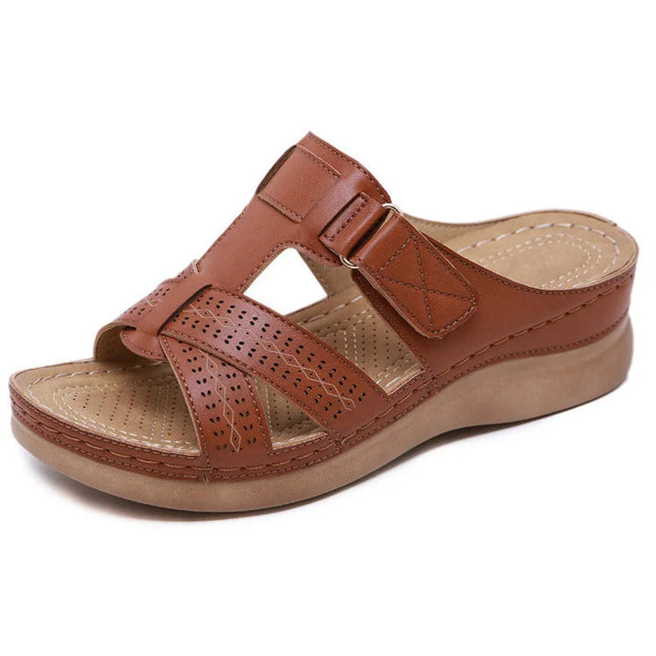 Sandales orthopédiques premium pour femmes. Alliance d'élégance, de confort et de soutien pour un bien-être des pieds optimal.