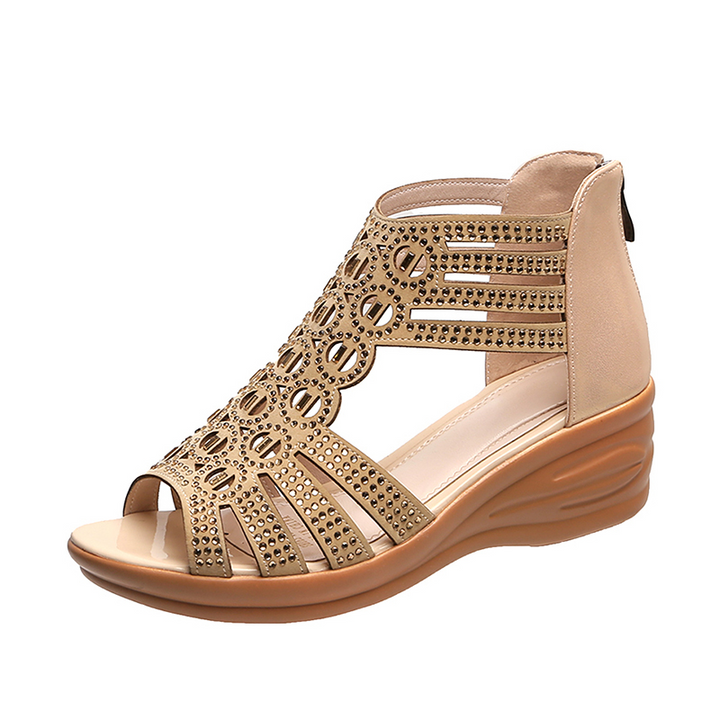 Paire de sandales orthopédiques Riviera pour femmes, offrant confort optimal et soutien pour l'été.