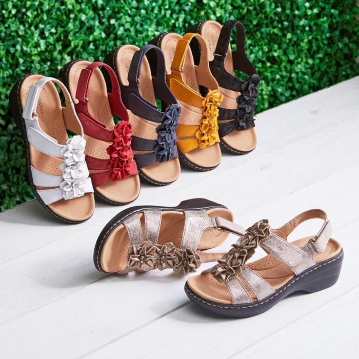 Sandales orthopédiques Sandra pour femmes, beiges, style bohème décontracté, confort et soutien des pieds.