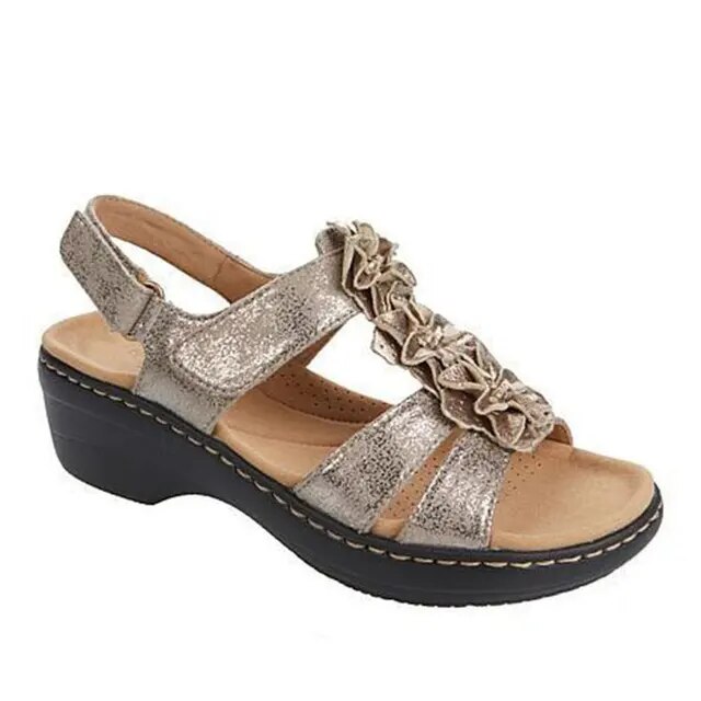 Sandales Sandra, parfaites pour l'été, offrant un confort orthopédique durable et un style bohème chic.