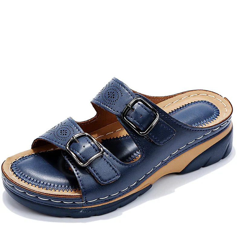 "Sandales orthopédiques en cuir pour femmes, élégantes et confortables, soutien plantaires, vue de près, couleur tendance"