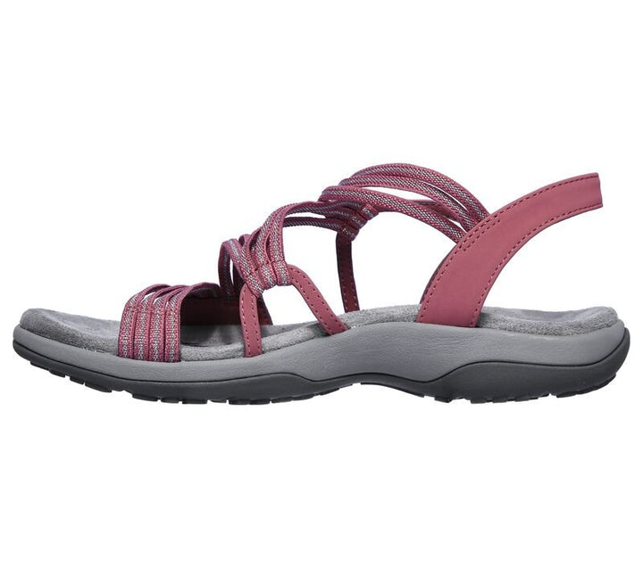 Sandales orthopédiques femme à lanières, élégantes, avec bride réglable, semelle ergonomique pour confort estival optimal.