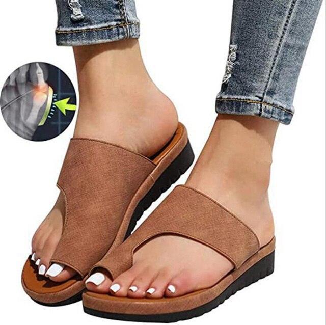 "Sandales orthopédiques femme avec design ouvert, confort hallux valgus, semelle douce, couleur beige, fermeture réglable"