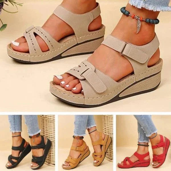 Sandales orthopédiques femme, confort supérieur. Design élégant et minimaliste.  Fermeture velcro.