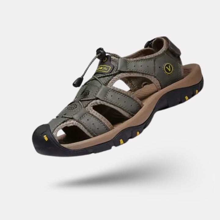 Sandales orthopédiques homme, élégantes, confort exceptionnel, semelle antidérapante, vue de face, soutien voûte plantaire.