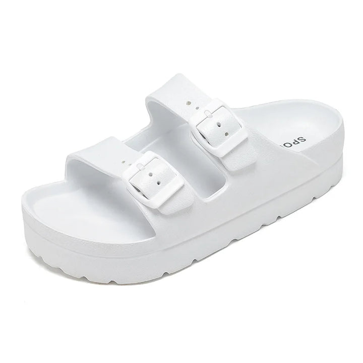 Confort et style : sandales plateforme femme avec coussin souple, parfaites pour les journées d'été.