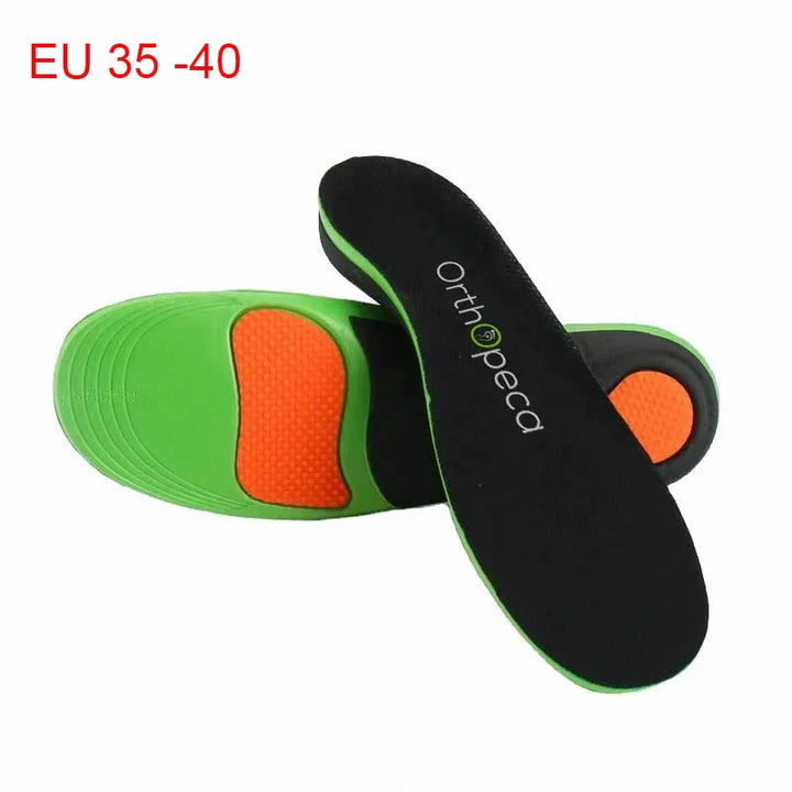 Semelles orthopédiques avec soutien de la voûte plantaire pour soulager la douleur et offrir un confort durable.