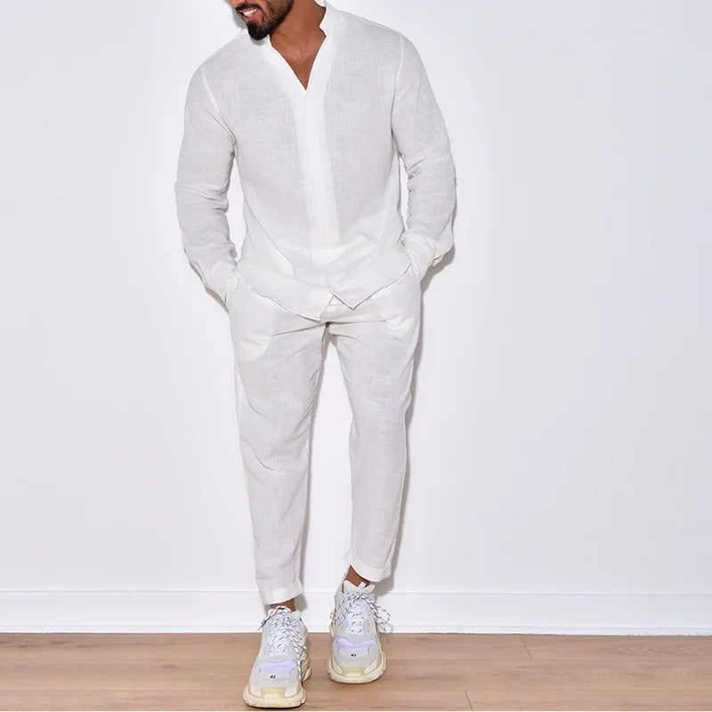 "Set en lin pour homme, élégance estivale, design chic et moderne, offrant confort et style pour journées ensoleillées."