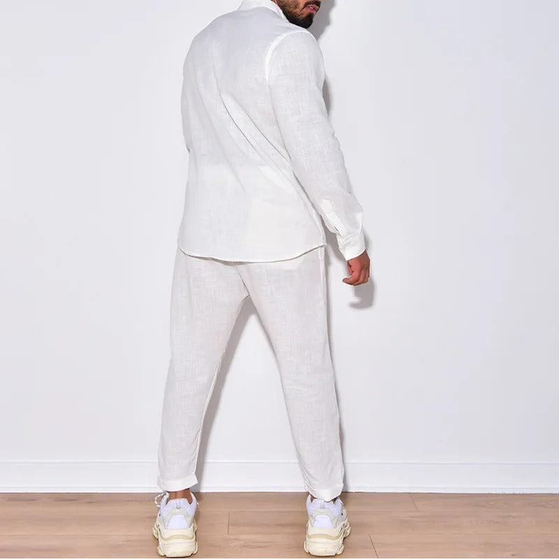 "Set en lin pour homme, élégance estivale, design chic et moderne, offrant confort et style pour journées ensoleillées."