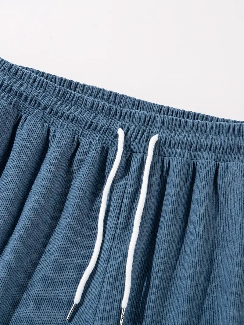 Short homme polyvalent pour sport, plage ou tenue décontractée d'été. Confort et style assurés.