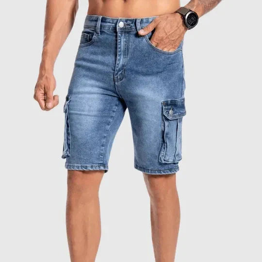 "Short en jean Raphaël bleu denim, coupe moderne et ajustée, idéal pour un style élégant et confortable en été."