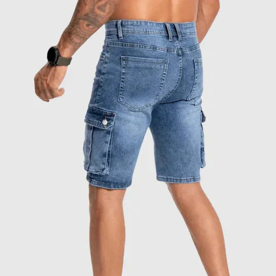 "Short en jean Raphaël bleu denim, coupe moderne et ajustée, idéal pour un style élégant et confortable en été."