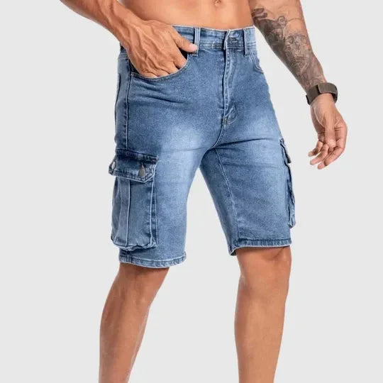 "Short en jean Raphaël bleu denim, coupe moderne et ajustée, idéal pour un style élégant et confortable en été."
