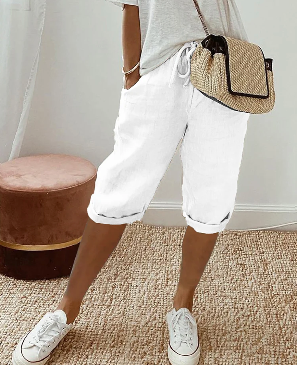 Short en lin élégant Miranda pour femme, confortable et chic, parfait pour l'été avec des détails raffinés.