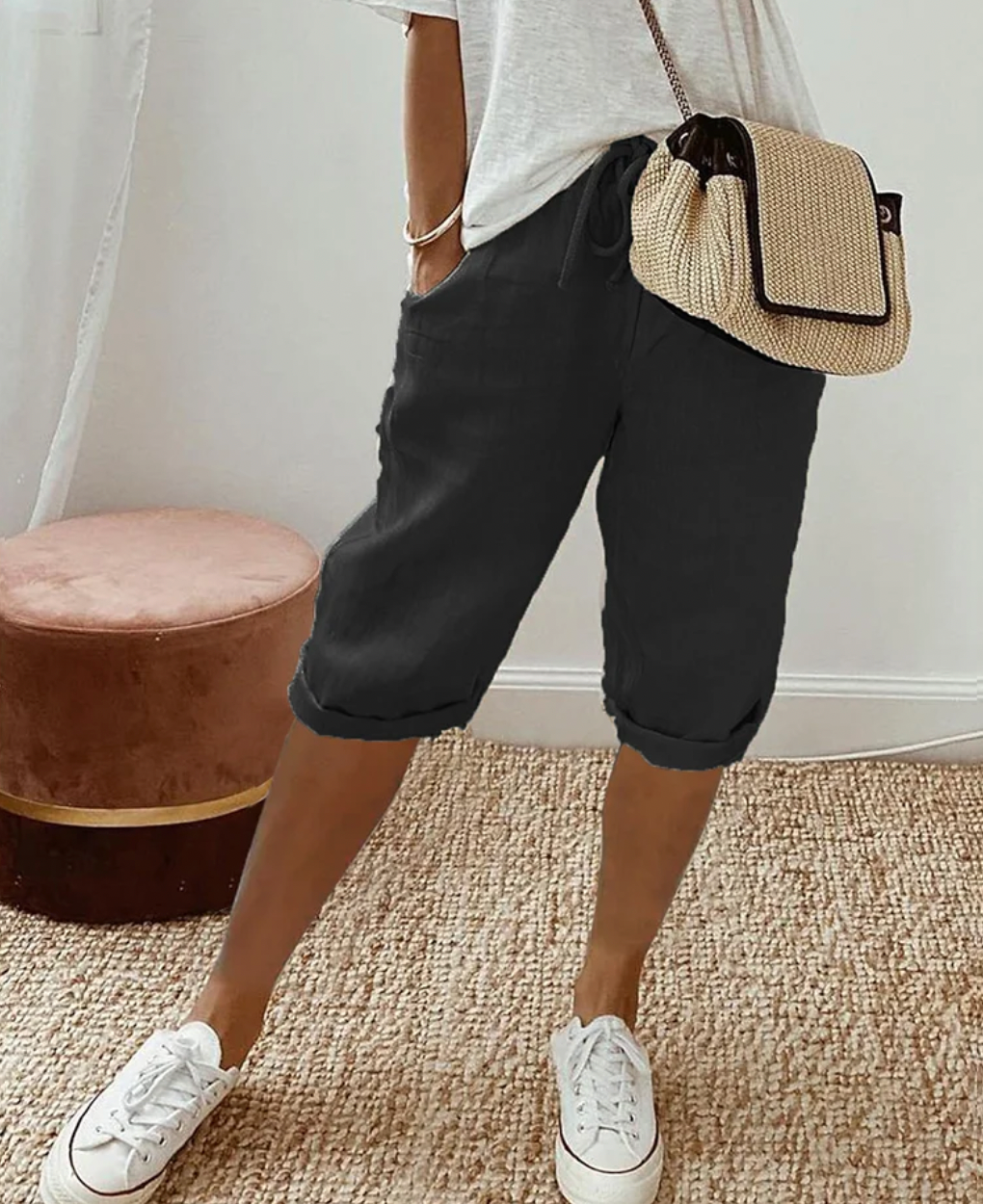 Short en lin élégant Miranda pour femme, confortable et chic, parfait pour l'été avec des détails raffinés.