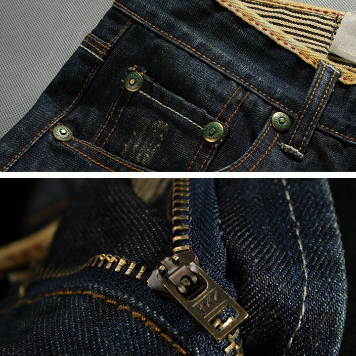 Short homme décontracté en denim, coupe structurée avec déchirures, porté, essentiel pour un été tendance.