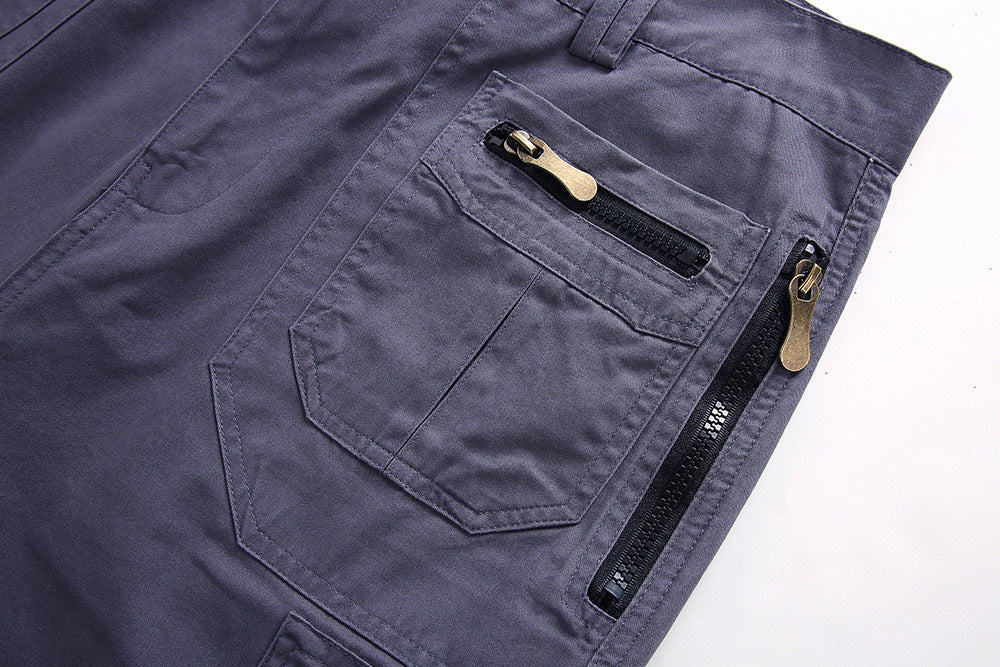 Short robuste pour homme, conçu pour les aventures outdoor et la randonnée intense. Résistant.