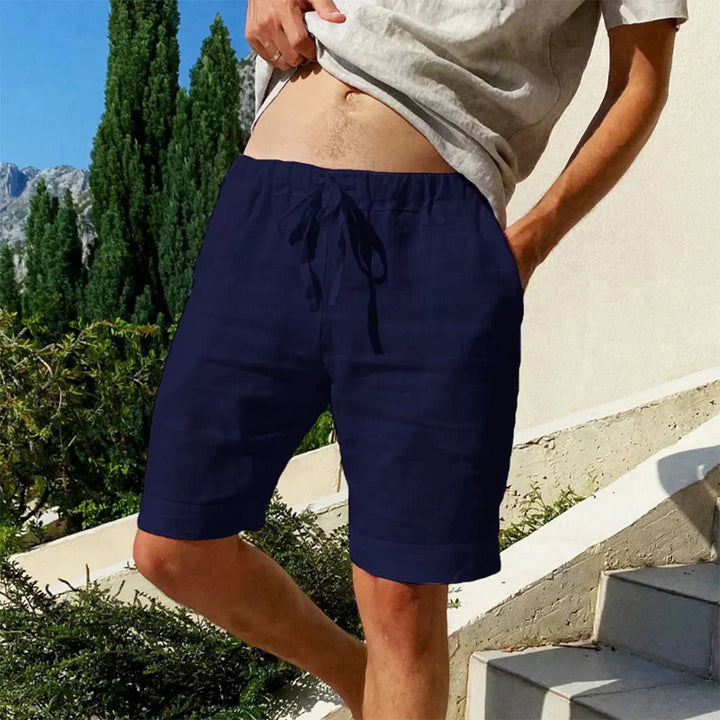 Shorts lin homme été.  Coupe classique, tissu léger et respirant. Parfait pour la saison estivale.