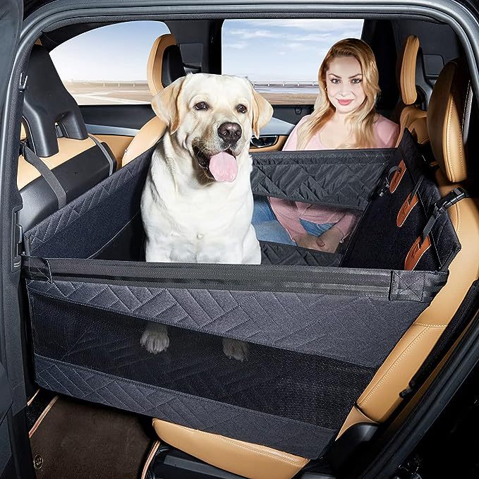 Siège auto chien: confort & sécurité. Harnais intégré, rembourrage doux, ventilation optimale. Voyage serein pour votre anima
