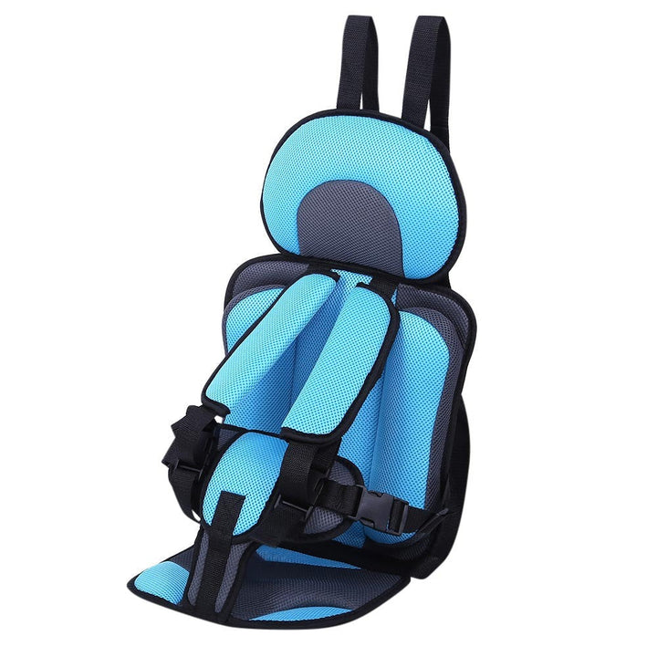 Siège auto enfant léger, sécurisé, ajustable. Confort optimal pour les voyages.
