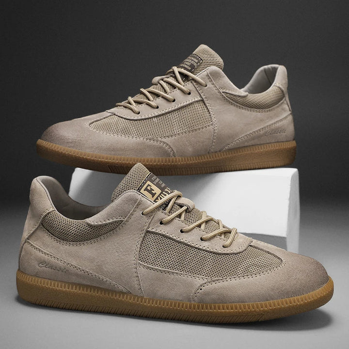 "Sneakers en cuir italien pour homme, élégantes, semelle antidérapante, couleur marron, confort quotidien."