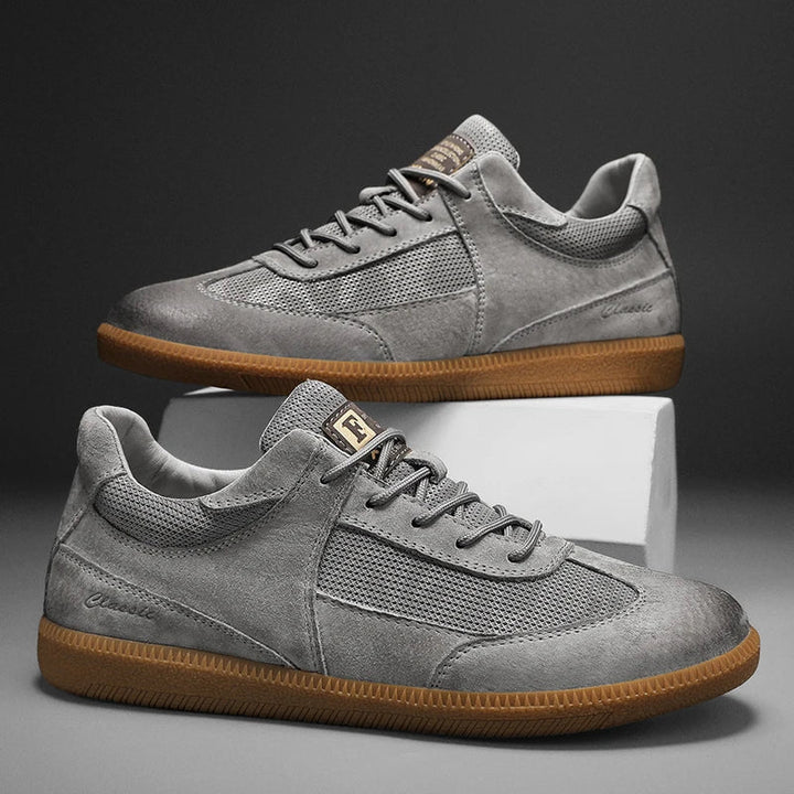 "Sneakers en cuir italien pour homme, élégantes, semelle antidérapante, couleur marron, confort quotidien."