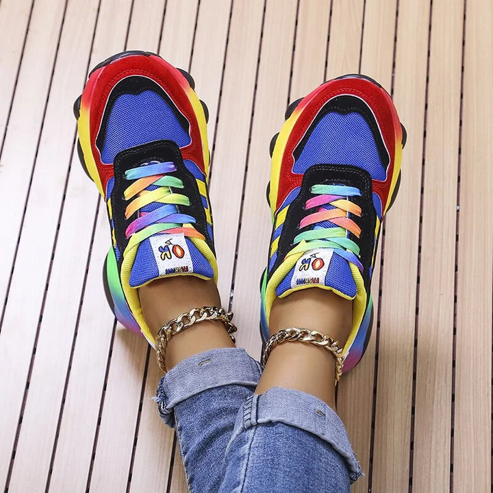 Sneakers plateforme multicolores femme. Design tendance, confort orthopédique et semelle ergonomique.