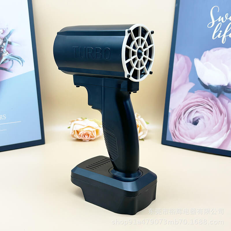 "Souffleur d'air haute pression compact, nettoyage efficace, design ergonomique léger idéal extérieur et intérieur."