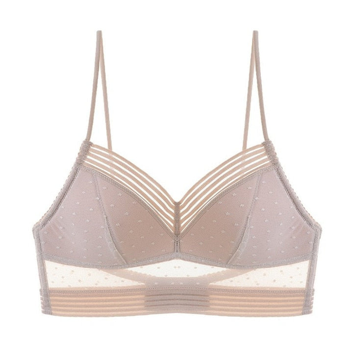 "Soutien-gorge invisible dos nu, sans armature, design élégant, idéal sous tenues dos nus, confort et style assuré."