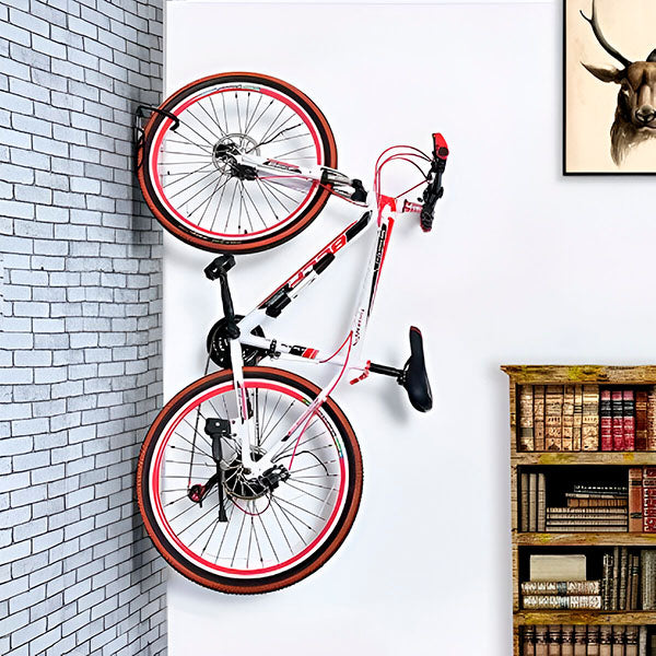 Support mural vélo, rangement gain de place, design moderne, fixation murale pour vélo.
