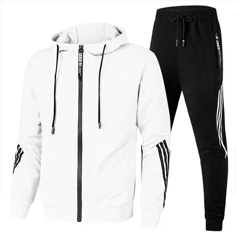 Survêtement sportswear homme à capuche, design moderne. Idéal pour activités sportives, détente et style quotidien.