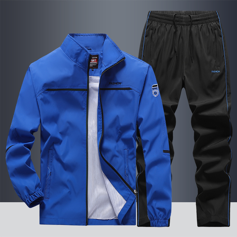 Survêtement homme confortable et stylé.  Plusieurs couleurs disponibles. Vêtement sport et détente.
