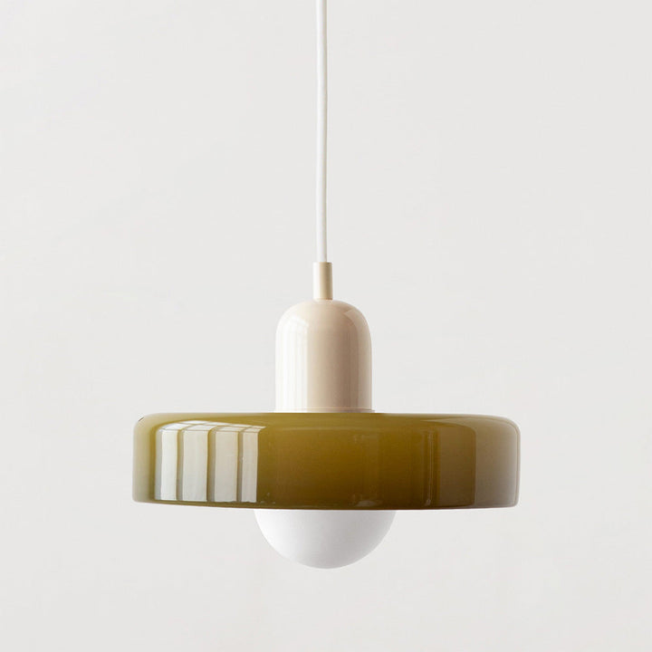 Suspension luminaire Bauhaus, verre coloré, design artistique, lumière douce.
