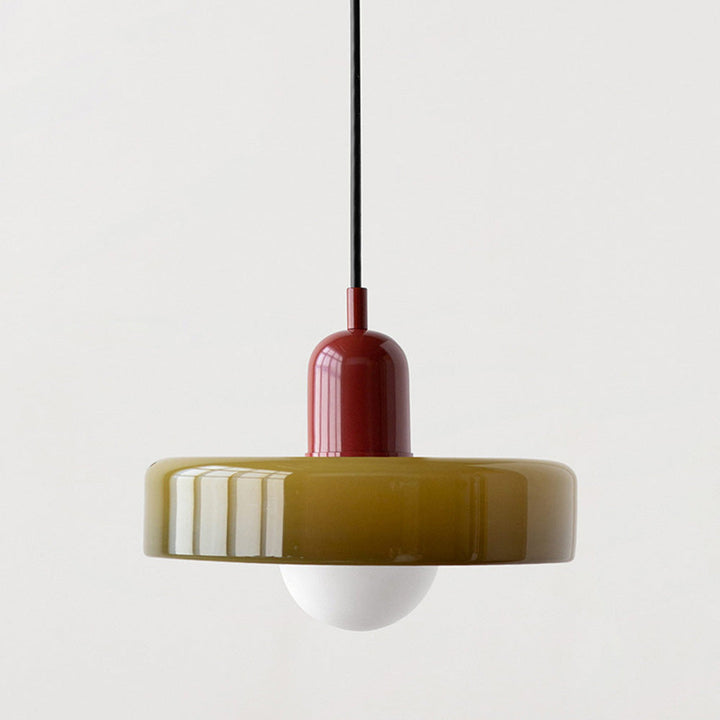 Suspension luminaire Bauhaus, verre coloré, design artistique, lumière douce.