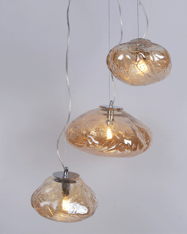 Suspension nuage en verre soufflé, éclairage design, luminaire élégant et aérien.