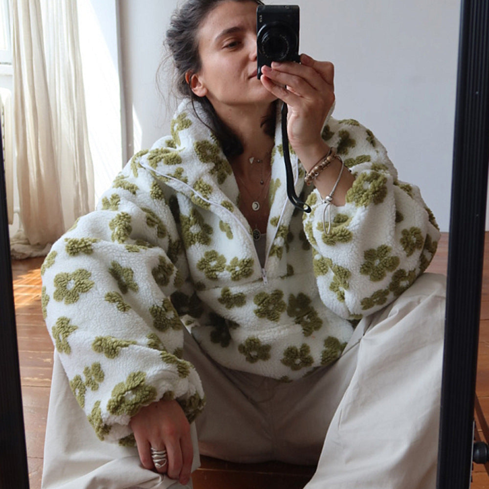 Sweat-shirt à fermeture éclair femme, polaire confortable, coupe oversize décontractée et poche pratique.